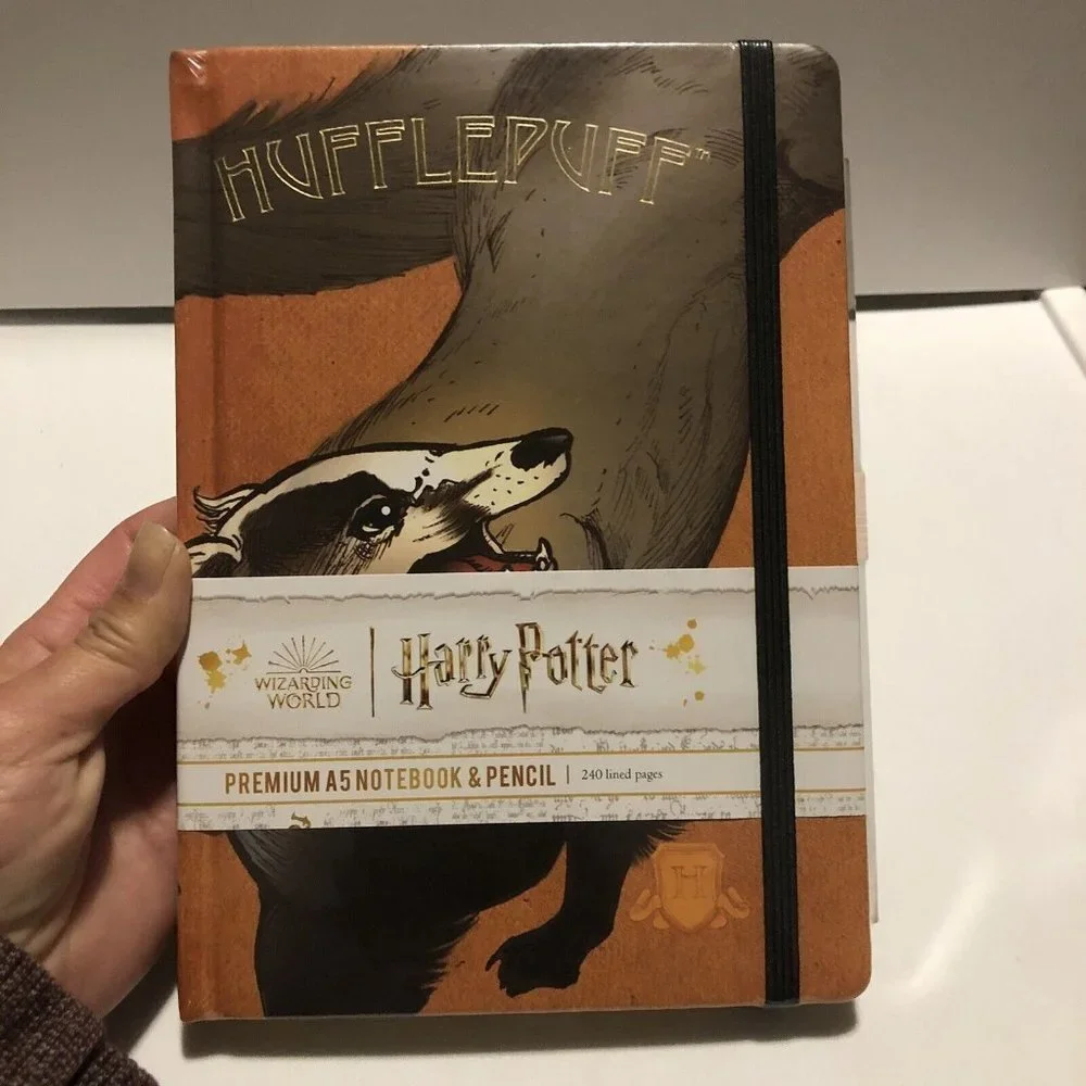 harry potter Hufflepuff premium A5 notebook & pencil 240 Lined Pages Orange New